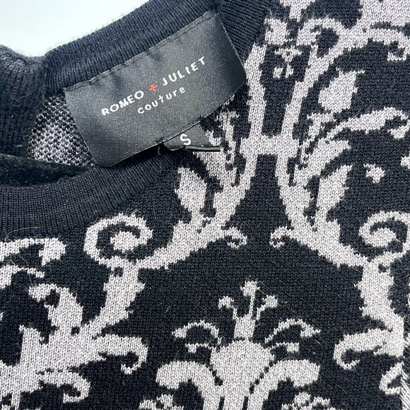 Romeo + Juliet Couture Black and Gray Damask Short Sleeve Sweater Dress - Picture 3 of 4